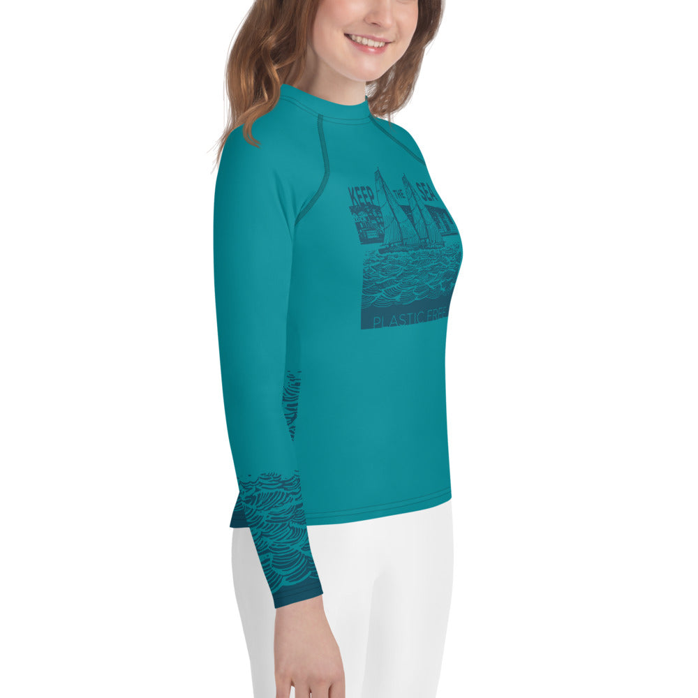 Boatbranding Rash Guard Sailing design Youth unisex Rash Guard - Long Sleeve "Keep the sea plastic free" Sailing-Gift Regatta Yacht Sailing-Lifestyle Sailing-Apparel Nautical-Fashion Nautical-Gear